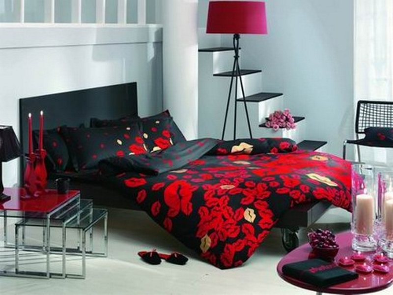  Романтично-спално-бельо-за-Деня-на-влюбените 