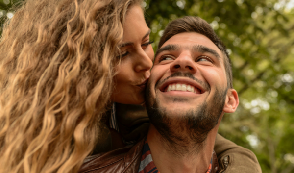 Щастие за двама: Как да направите един мъж истински щастлив и да укрепите отношенията си