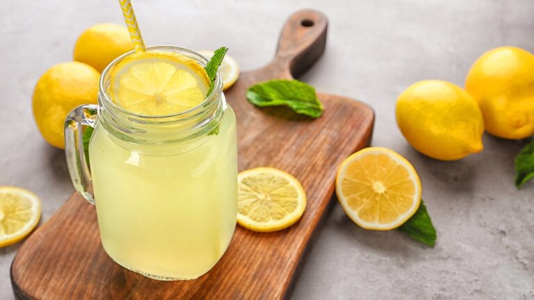 Лимонова вода-ползи за здравето