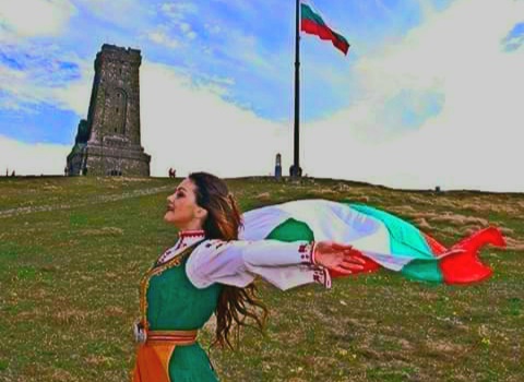 Снимка: Честит празник Българи! Съединението прави силата