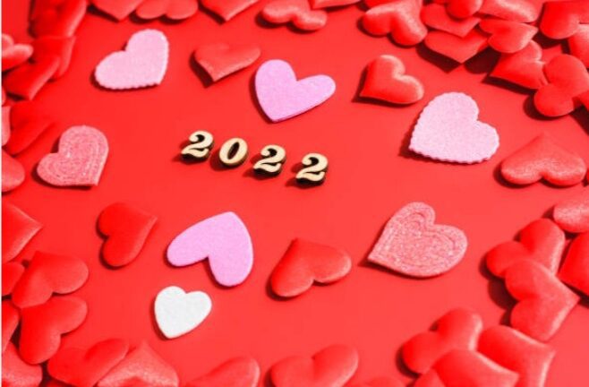 Топ 6 коледни гадания и ритуали за любов през 2022 г