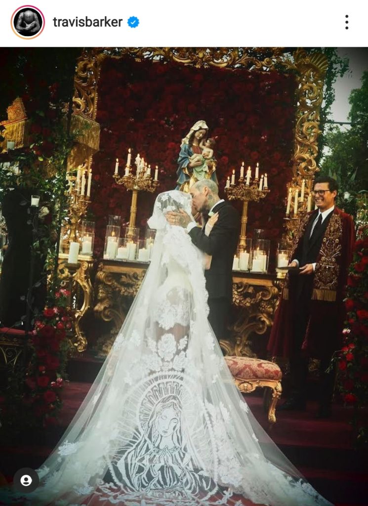 Кортни Кардашиян и Травис Баркър и поредната им сватба, този път в Италия