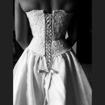 Сватбени рокли – модни тенденции за 2023