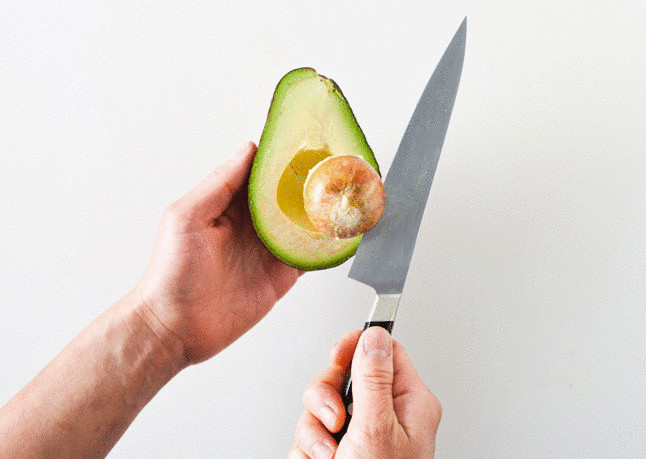 Лайфхак Костилката от авокадо е суперхрана за вашето здраве Всички