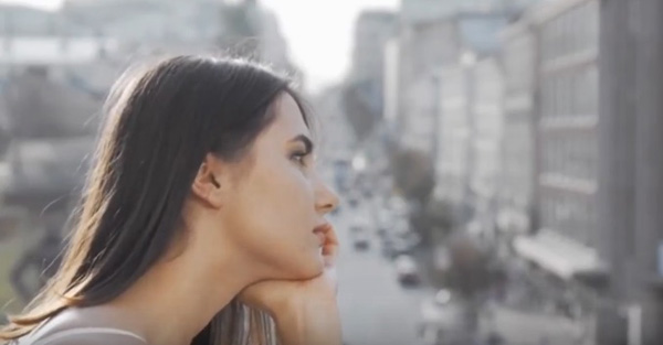  връзка с коцкар 