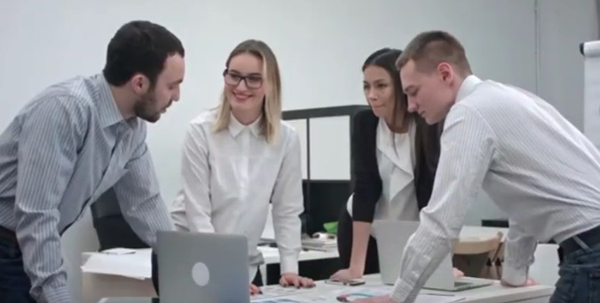  шефът ви приема 