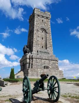  Паметникът на Шипка 