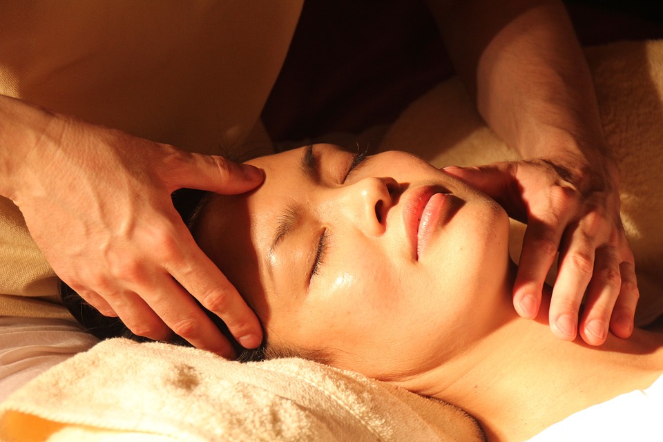 Японски Шиацу масаж на лице - да станете по-млади е лесно!