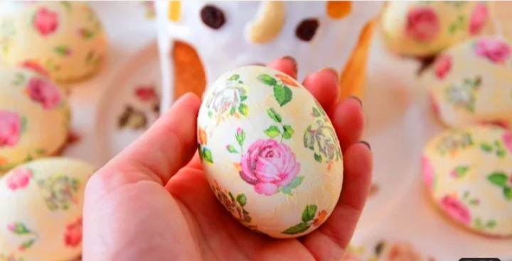 Декупаж на великденски яйца – нестандартна и ефектна декорация на великденската трапеза!