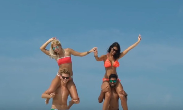  обществения си живот 