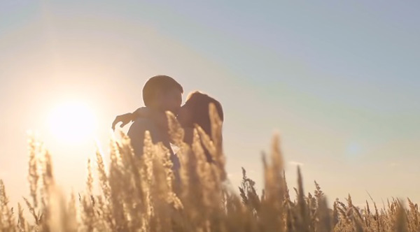  колегата си 