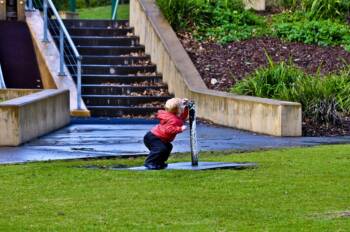  дете на гърне 