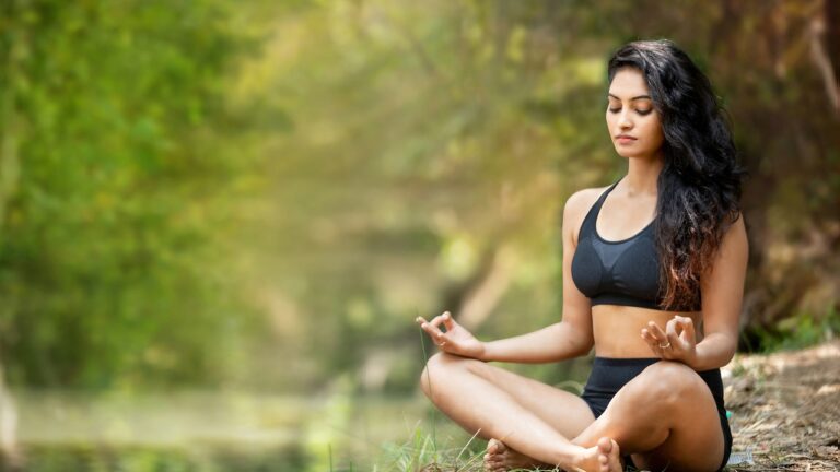Как йогата може да излекува физическите (и духовните) ни рани?