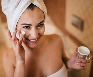 5 лесни трика за сияйна кожа на лицето 