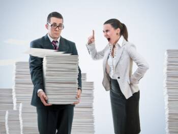  отблъсквате хора 