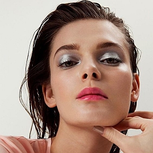  Какво да изберем: черна или кафява серпантина за очи? 