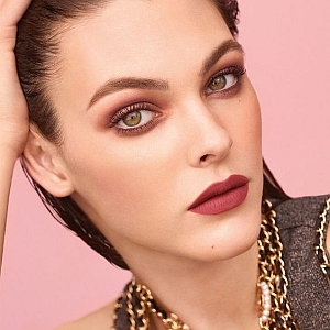  Какво да изберем: черна или кафява серпантина за очи? 