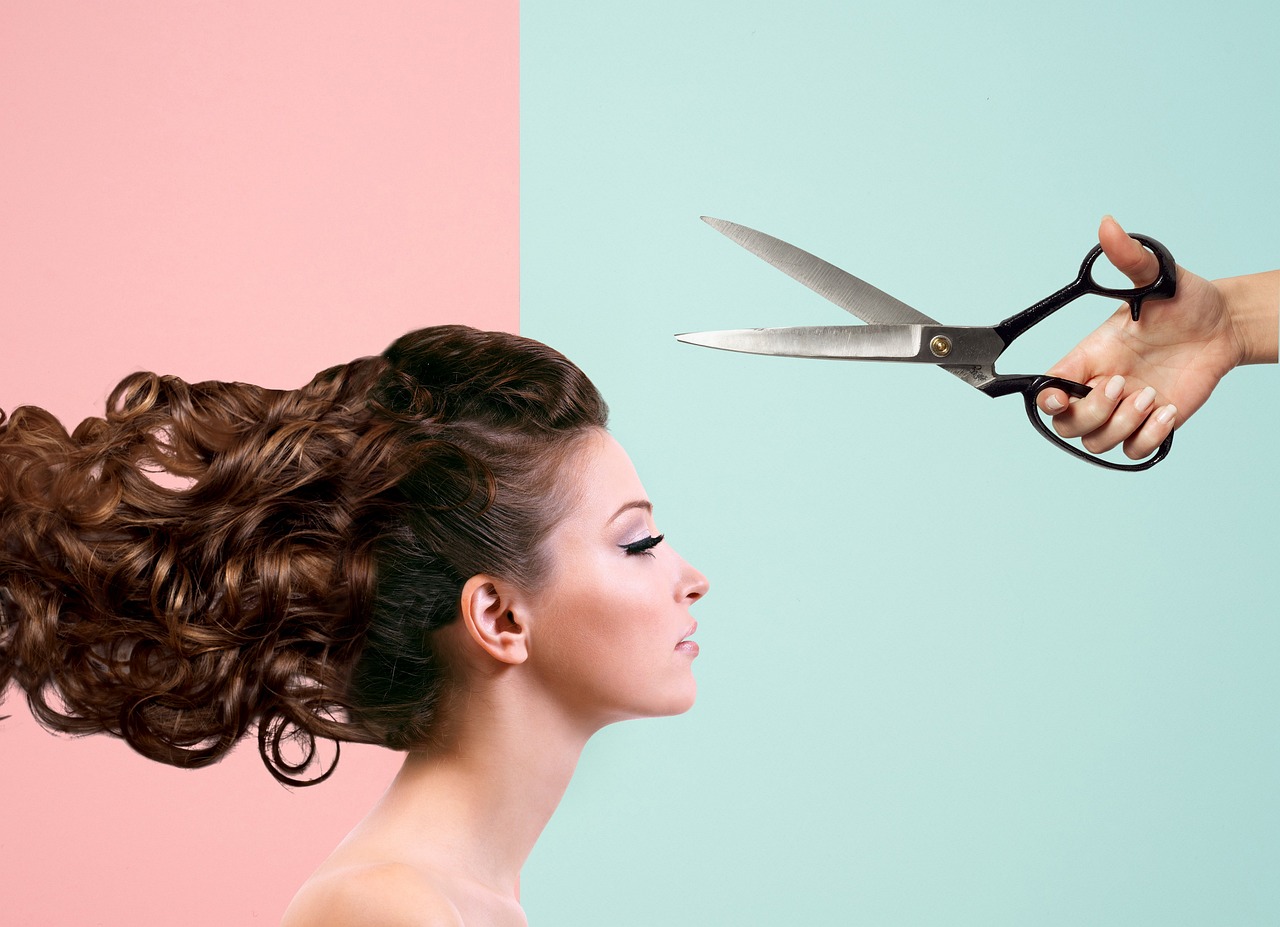 Сезонни грижи за косата: какво трябва да знаем