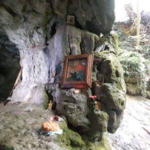 Вода от пещерата „Света Марина“ помага при безплодие