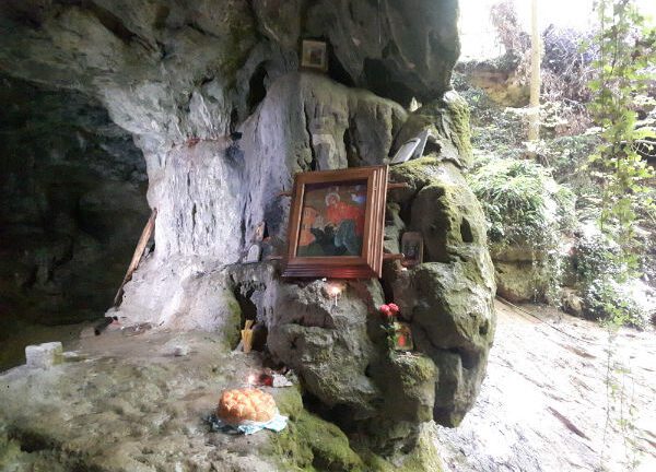 Вода от пещерата „Света Марина“ помага при безплодие
