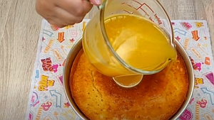 Гръцки портокалов сладкиш със сироп