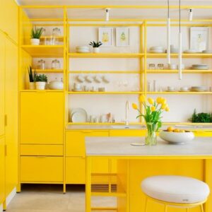 6 идеи за кухня в слънчево жълто