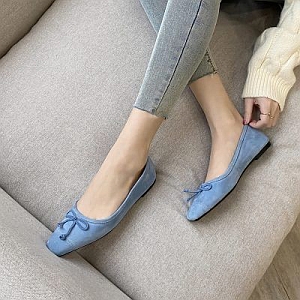  Топ 4 пролетни цветове за вашия дрешник 