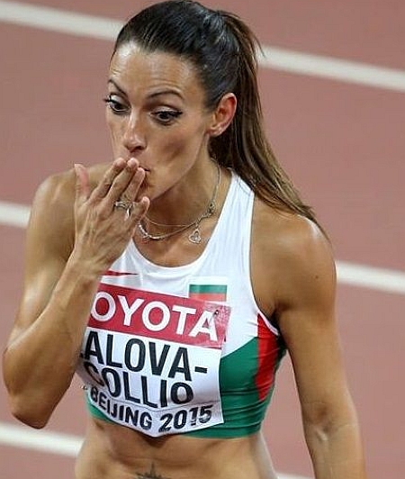 Известната българска спортистка Ивет Лалова стана майка на момченце, което