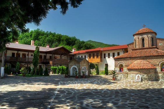 Лопушански манастир – света обител на вяра и изцеление