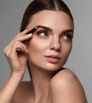  гъсти вежди 