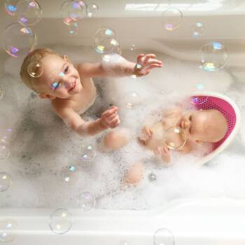  тръшкането на детето 