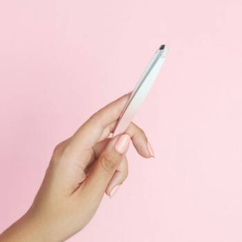  гъсти вежди 