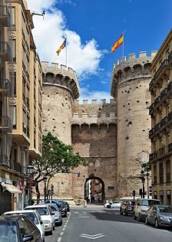  Топ 10 на най-красивите остарели градове в Европа 