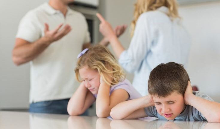 Как да водите спор пред децата си