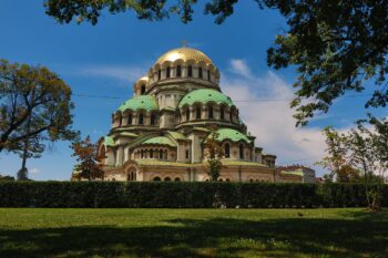 Предимствата да изберете лятна почивка в България