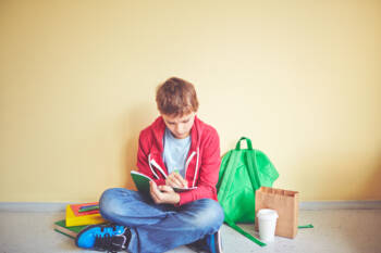  извършване на покупки преди учебно заведение 