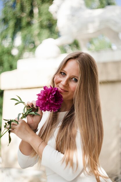  Тайните на Увереността: Как да се обичаме да одобряваме такива, каквито сме 