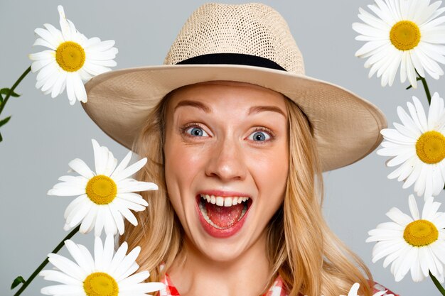  Тайните на Увереността: Как да се обичаме да одобряваме такива, каквито сме 