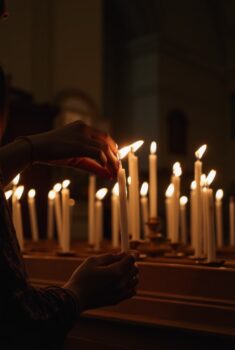 8 юни - Църквата празнува пренасяне мощите на Св. Теодор Стратилат Св. Теодор Стратилат