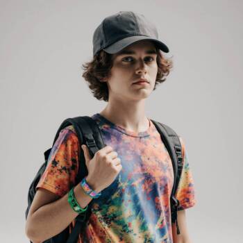 Детска улична мода 2026 – спортен стил с характер Детска улична мода 2026 – спортен стил с характер