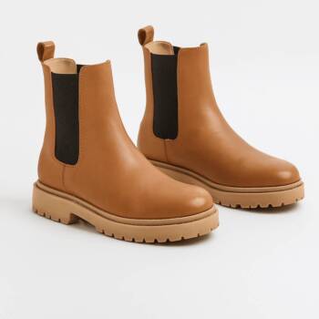 Топ 10 модела боти за есента – стил и топлина в едно