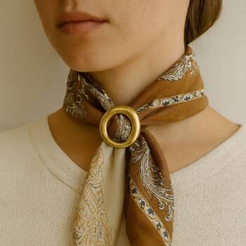 пръстен държач на шал