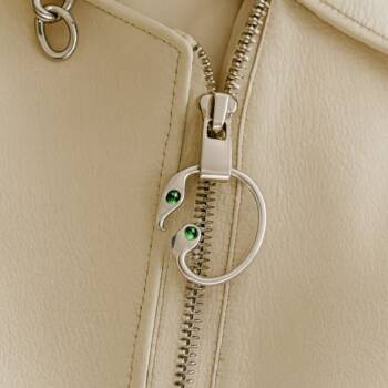 пръстен акцент яке