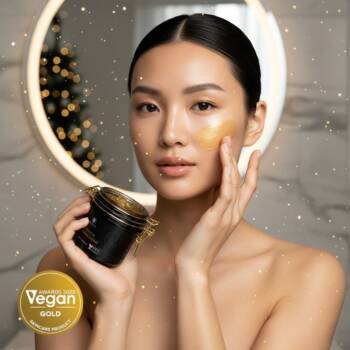 Как да постигнеш ефекта „стъклена кожа“ – пълно ръководство за бляскав и здрав тен през 2026: грижа, рутина и продукти, които наистина работят стъклена кожа скраб за лице HappyMarket.bg