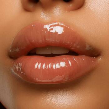 Устните на 2026: Най-горещите нюанси и текстури червила, които ще превземат Instagram Устните на 2026: Най-горещите нюанси и текстури червила, които ще превземат Instagram