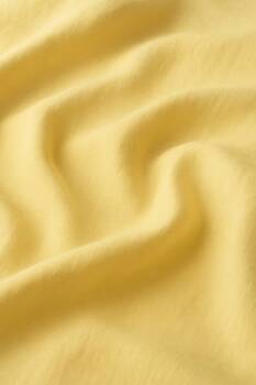 Топ цветове и стилове при облеклото, които българите обичаха през 2025 Топ цветове и стилове при облеклото, които българите обичаха през 2025