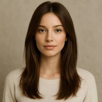 Скулптирана коса: Прическите, които оформят лицето и променят визията без операции Скулптирана коса: Прическите, които оформят лицето и променят визията без операции