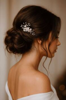 Идеи за романтични прически за коледните партита