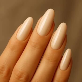 Тайната на звездите: Ноктите, които виждаме на червения килим през 2026 Тайната на звездите: Ноктите, които виждаме на червения килим през 2026