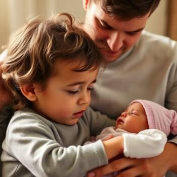 Второ дете: 5 стъпки за плавно запознаване на баткото или каката с новото бебе Второ дете: 5 стъпки за плавно запознаване на баткото или каката с новото бебе